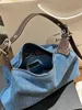 Najnowsza wersja skórzanej ładunki na ramię Crossbody Fashion NVbao Tote Bag Top Quality Blue Dżinsy Hobo pod pachami lunch