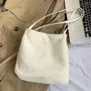 Abendtaschen Frauenkäufer Tasche Plüsch Tasche Schulter für Frauen 2024 Flauschige weibliche Handtasche Fell Damen Handkäufer Schwarzer Sack A Main