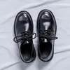 Casual schoenen High Sole vergroten leer voor mannen streetwear modejurk mannelijk Koreaans kantoor woon -werkverkeer