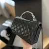 designer Shoulder Bag Ladies crossbody Bag women Silver Metal Handle bags Portable Diamond Lattice Glossy Oil Wax Leather handbag woman handbags