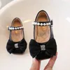 Girls Flower Wedding Shoes for Baby Kids Flats String Bead Mary Jane Princess Shoes Pearl Strap Dress Shoes Dance Party Toddler 240416