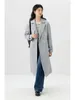 Trench Coats de femmes Ziqiao Simple Double Bords Long Long Spring Raglan Sleeve Collier Femme Blue Grey Mabet 24ZQ91232