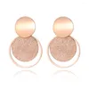 Boucles d'oreilles étalon bijoux en acier inoxydable couleur rose couleur feuille de feuille givrée disque incurvé pour femmes cadeau de Noël e18446