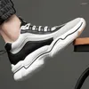 Lässige Schuhe Männer Sneakers Aufzug 6/8/10 cm Optional erhöhten höheren männlichen Modetorten Plus Size 37-44