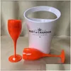 Secchi di ghiaccio e refrigeratori 2glassadd1bucket New Moet champagne flauti bicchieri di plastica per vino radiatore per lavastoviglie bianco drop drop.