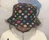 Nowa marka Summer Bucket Hat Patchwork Graffiti Mężczyźni kobiety Outdoor Hip Hop Składany Bob Fisherman Hat Casual Travel Gorros Panama AA2489424