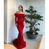 Av klänning prom röd sexig axel sjöjungfru långa ärmar veet formella aftonklänningar eleganta bodice party klänningar för speciella OCNS -veck Robe de soiree es