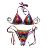 Swimwear de mujeres 2024 Bikini traje de baño Nuevo estampado caliente moda color brillante playa stamp expuesta de manantial