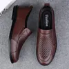 Sapatos casuais homens homens genuínos de couro italiano mocassins deslizamentos respiráveis no sexo masculino, escritório diariamente