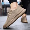 Casual schoenen Damyuan Ultralight Non-Slip Sneakers voor mannen Ademende mesh Comfort Running plus size solide color heren's