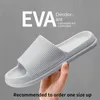 Fashion Mens Womens Sandals antidérapants résistant à l'usure Eva Sole épaisse pantoufles confortables Bath-flip-flip-flops de salle de bain 240430