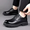 Sapatos casuais britânicos homem preto escritório vestido de couro planos de couro dividido 2024 sola de borracha de vaca