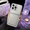 Titanium Silver Cream Bag em Releved Print Design Series Mobile iPhone Case para Apple 15Promax 11 12 13 14 Pro Max Full Wrap Protetive Case Luxury Runway Designer 049