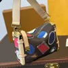Box Tote Bag designer väskor fyrkantig stamväska crossbody påse smycken mjuk låda handväskor handväskor gamla blommor bokstav stämpel dekorera guld metall axel väskor koppling plånbok
