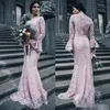 Parpana druhna Różowe koronkowe czarne sukienki 2020 Wysokie szyi długie rękawy Juliet Mermaid of Honor Gość ślubna formalna suknia wieczorowa