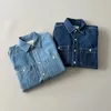 Chemises décontractées pour hommes Logo de marque de créateur printemps et automne Love Love English Lettre brodées Double Pocket Denim Shirt Coat Japonais