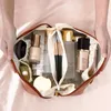 Largecapacity Travel Cosmetic Bag Portable PU Makeup Pouch Waterwatertof Badwace Wash Handväska Multifunktionellt toalettartikat 240419