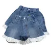 Shorts en gros de filles jeans sans ceinture 2024 dentelle en denim à la mode d'été