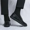 Scarpe casual 38-44 Slip da uomo di guida di alta qualità su suole morbide in pelle estiva sono comodi uomini di design