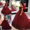 Saoedi -Arabische prinses Bury Off Schouder Quinceanera Dresses Ball Gown Cap Mouwen Prom avondjurken Vestidos de Quinceanera 0430