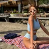 Swimwear féminin 2024 Nouveau Sexy Spicy Girl Vacation Style Swimsuit Korean Instagram Sans manches Split High Waist Sports Bikini