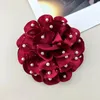 Broches 13 cm Estilo francês elegante pérola de pérolas Camellia Broche Jewelry Acesso de arte de moda