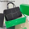 Handbag Venetabottegs Qualità 5A Luxury Candy Arco Designer Shop Clutch Blutchs Summer Womens Vacano Vaca