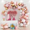 Macaron Butterfly Balon Garland Arch Zestaw urodzinowy Dekor urodzin Kids Shower Girl LaTex Ballon Sain Party Wedding Party 240429