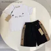 Designer di vestiti per bambini vestiti per bambini set di abbigliamento per ragazzi estate baby a maniche corte pantaloncini da 2 pezzi costume per bloccare i vestiti per bambini la tuta di alta qualità AAA