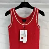 デザイナーの女性のカジュアルドレス2024早春、新しいエレガントでエレガントなスタイルの手織り重業界のデザインセブレスドレス