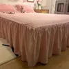 Conjunto de cama Pink Seersucker Toupet Cover Conjunto de 3/4pcs suave e leve, cinza alternativo com saia de cama e travesseiros