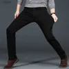 Jeans masculin jeans pour hommes plus taille 38 40 Slim Skinny Stretch Stretch Straight Classic Version de simple pantalon denim noir