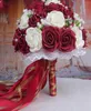 2016 Günstige Hochzeitsstrauß Pinkredwhiteburgundy Brautbrautjungfernblume Künstliche Blume Rosenbouquet Braut Buque de noiva9929487