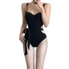 Kobiety stroje kąpielowe 2024 Nowy letni strój kąpielowy Seksowne bikini paski na małą klatkę piersiową Zebranie Super Immortal Hot Spring Beach wakacje Swimsut
