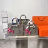 Oferta especial Bolsa de embalagem rosa mulheres bolsas de ombro de casca de vaca companha genuína de bolsa de couro com ombros com tiras