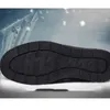 Scarpe casual uomo indossare piatto con peluche di business all'interno di caldi pizzo inverno alla caviglia in gomma in gomma abito a mano fatto 2024