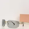 Kadınlar için Güneş Gözlüğü Tasarımcı Güneş Gölgeleri Çıkarsız Gözlükler Bayanlar Güneş Gözlüğü Hafif ve Rahat Euro Amerikan Tarzı Açık Goggles Kavisli Lens Tasarım Gölgeleri