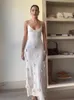 Slim White Robes Robe Femmes Elegant 3D Flower Sling Robe Maxi Robe V-Neck Sans manches Highstreet Sexy Vestidos 240426