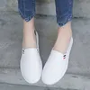 Flats blancs découpé lofers mobile en cuir slip on chaussures talons basse talon