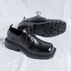 Casual skor herrar japan karajuku koreansk stil mode streetwear tjock plattform svart läder man snörning klänning