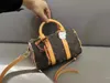 Luksusowe torby kobiety torby na jaskółce Tyler Keepall xs torebki graffiti kolor listu na strach na wróble ramię pary magazynowe lady