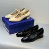 2024 Spring Single T-Strap Bequeme und vielseitige dicker Erhöhung Mode britische High Heel-Schuhe für Frauen