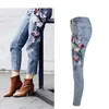 JEANSWOMEN'S SPREY EN Autumn Street Ins Retro High Taille Borduurde Retro High -tailles van dames.