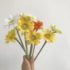 Kwiaty dekoracyjne 3PCS Gerbera High Symulacja Flower Mini Sun Wazon Desktop Dekoracja Dekoracja sztucznego biura słonecznika