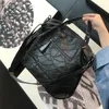 Abendtaschen Schwarze große Hobo Frauen Dessinger Geldbörsen und Handtaschen Luxus Punk Niet weiche Umhängetasche Motorrad weibliche Großkapazität Tasche