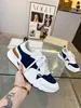 Korrelige kalfsleer gewassen suède mand sneakers geslagen gewassen suède lopers Brunello Cucinelli -ontwerper man casual schoenen trainers sport training sneakers