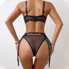 Bras sets de lingerie sexuelle femme frontière européenne et américaine voir à travers un maillot brodé sexy sous-vêtements creux 3 pièces 18 sexo