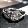 Luxe sieraden Wedding Rings Elegant Real 925 Sterling Silver Princess Cut White Lab Moissanite Diamond Gemstones Party Dames Betrokkenheid Cross Band Ring Gift