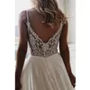 Bekleed een land 2024 Sexy trouwjurken V nek Chiffon Appliques Open terug met knop Court Train Plus size boho bruidsjurken Custom 403 ppliques