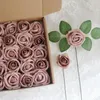 Fiori decorativi d-seven artificiali 1.5 "e 2" rosa polverosa 25pc boccioli realistici rose petite con stelo per nozze fai-da-te boutonniere